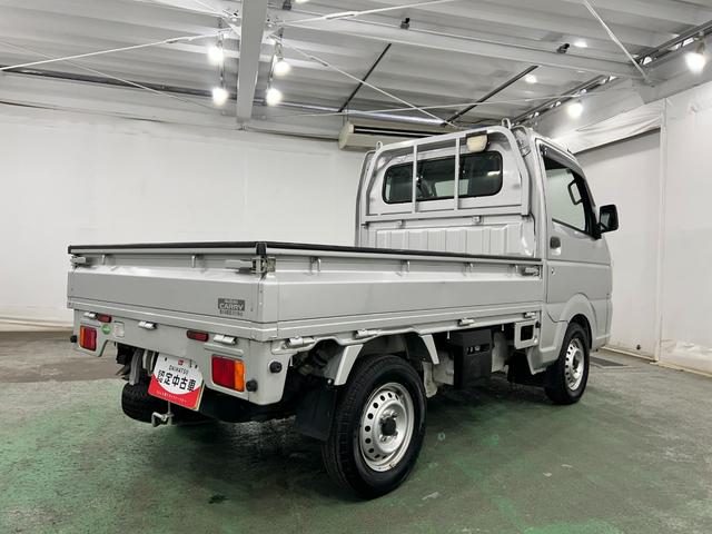 キャリイトラックＫＣエアコン・パワステ　ＭＴ車／走行２６６４３キロ／ラジオ１年保証距離無制限　走行距離２６６４３キロ　５速ＭＴ　ＦＭＡＭラジオ　純正フロアマット　荷台作業灯　マニュアルエアコン　スペアキー（埼玉県）の中古車