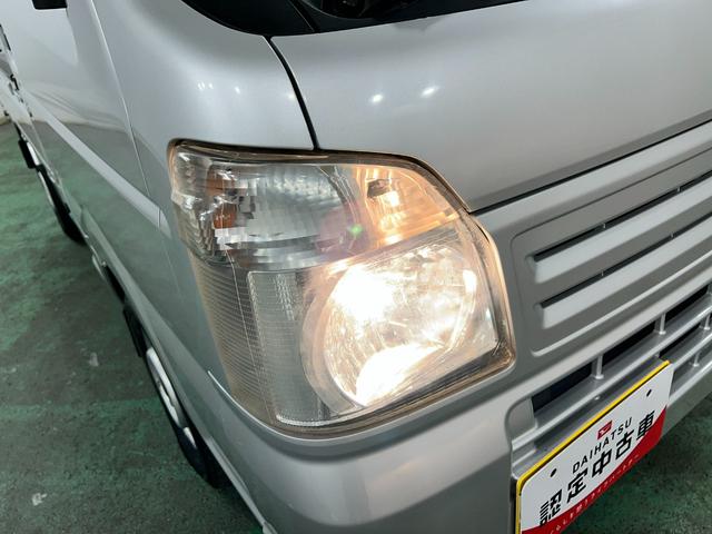 キャリイトラックＫＣエアコン・パワステ　ＭＴ車／走行２６６４３キロ／ラジオ１年保証距離無制限　走行距離２６６４３キロ　５速ＭＴ　ＦＭＡＭラジオ　純正フロアマット　荷台作業灯　マニュアルエアコン　スペアキー（埼玉県）の中古車