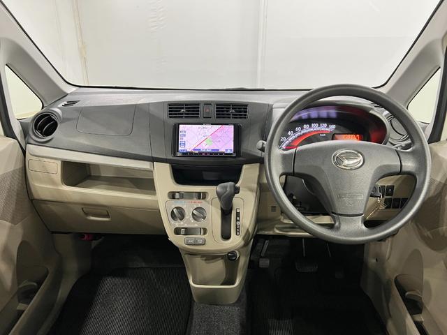 ムーヴＬ　ＳＡ　走行６４８３６キロ／ナビ／ブルートゥース一年保証・走行距離無制限走行６４８３６キロ　ワンセグナビ　ブルートゥース　ＤＶＤ　助手席エアバック　純正カーペットマット　ベンチシート（埼玉県）の中古車