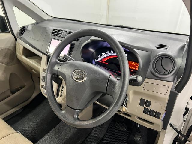 ムーヴＬ　ＳＡ　走行６４８３６キロ／ナビ／ブルートゥース一年保証・走行距離無制限走行６４８３６キロ　ワンセグナビ　ブルートゥース　ＤＶＤ　助手席エアバック　純正カーペットマット　ベンチシート（埼玉県）の中古車