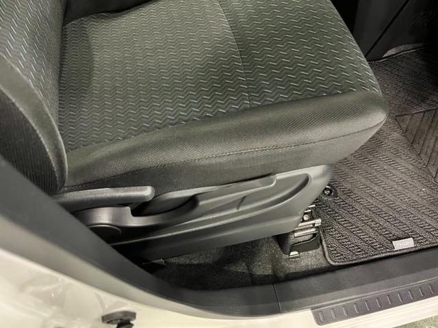 トールカスタムG ターボ 走行52328キロ/タイヤ4本交換一年保証・走行距離無制限 走行52328キロ タイヤ4本交換 クリアランスソナー オートマチックハイビーム オートライト LEDヘッドライト シートヒーター 両側電動スライドドア(埼玉県)の中古車
