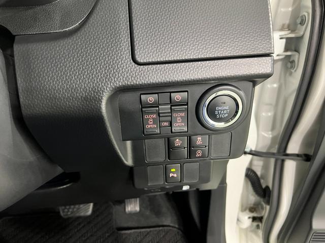 トールカスタムG ターボ 走行29815キロ/クリアランスソナー一年保証・走行距離無制限 走行29815キロ サイドエアバック クリアランスソナー オートマチックハイビーム オートライト LEDヘッドライト 両側電動スライドドア(埼玉県)の中古車