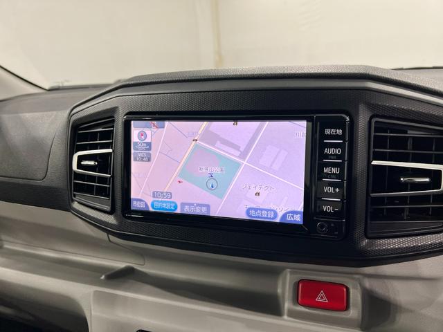 ピクシスエポックＧ　ＳＡIII　走行２４２７０キロ／ワンセグナビ／純正マット１年保証距離無制限　走行距離２４２７０キロ　ワンセグナビ　ブルートゥース　純正カーペットマット　クリアランスソナー　ＬＥＤヘッドランプ　アイドリングストップ　シートヒーター　オート格納式ドアミラー（埼玉県）の中古車