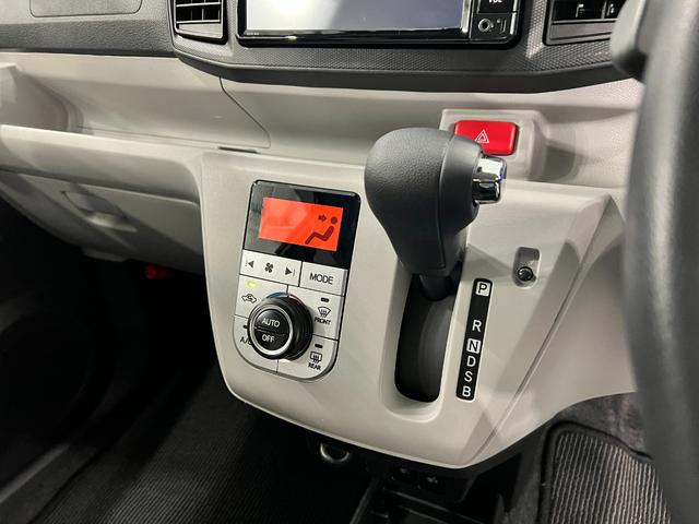 ピクシスエポックＧ　ＳＡIII　走行２４２７０キロ／ワンセグナビ／純正マット１年保証距離無制限　走行距離２４２７０キロ　ワンセグナビ　ブルートゥース　純正カーペットマット　クリアランスソナー　ＬＥＤヘッドランプ　アイドリングストップ　シートヒーター　オート格納式ドアミラー（埼玉県）の中古車