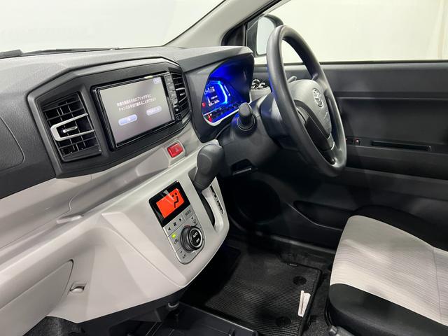 ピクシスエポックＧ　ＳＡIII　走行２４２７０キロ／ワンセグナビ／純正マット１年保証距離無制限　走行距離２４２７０キロ　ワンセグナビ　ブルートゥース　純正カーペットマット　クリアランスソナー　ＬＥＤヘッドランプ　アイドリングストップ　シートヒーター　オート格納式ドアミラー（埼玉県）の中古車