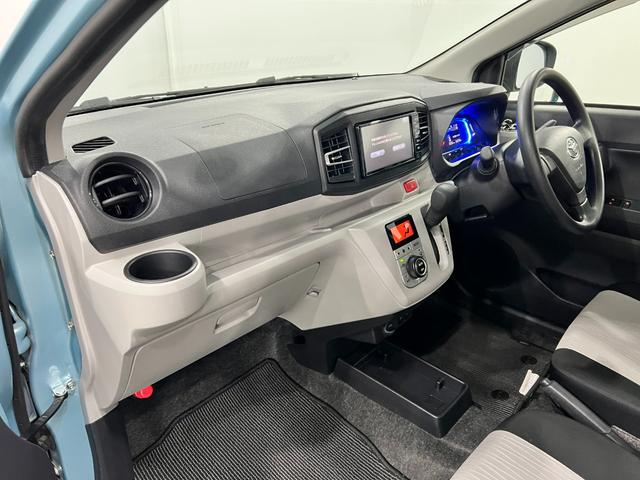 ピクシスエポックＧ　ＳＡIII　走行２４２７０キロ／ワンセグナビ／純正マット１年保証距離無制限　走行距離２４２７０キロ　ワンセグナビ　ブルートゥース　純正カーペットマット　クリアランスソナー　ＬＥＤヘッドランプ　アイドリングストップ　シートヒーター　オート格納式ドアミラー（埼玉県）の中古車