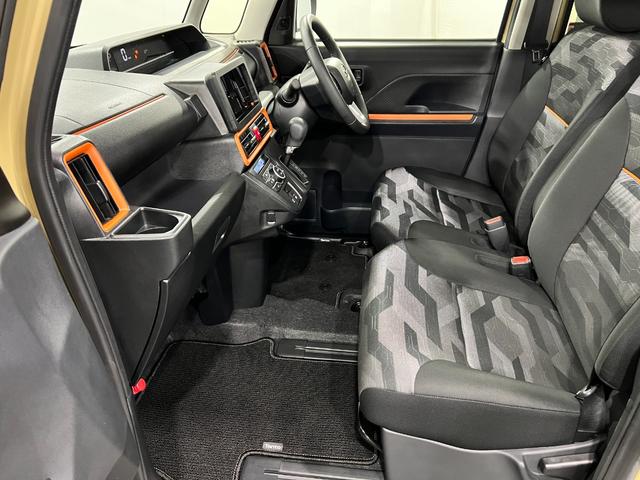 タントファンクロスターボ　走行２９９６８キロ／両側電動スライドドア一年保証・走行距離無制限　走行２９９６８キロ　サイドエアバック　クリアランスソナー　オートマチックハイビーム　オートライト　ＬＥＤヘッドライト　ベンチシート　シートヒーター　両側電動スライドドア（埼玉県）の中古車