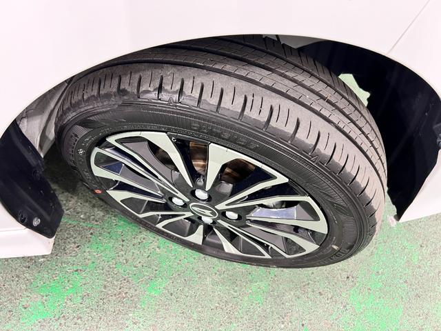 タントカスタムＲＳ　走行１４０２７キロ／クリアランスソナー一年保証・走行距離無制限　走行１４０２７キロ　サイドエアバック　クリアランスソナー　オートマチックハイビーム　オートライト　ＬＥＤヘッドライト　ベンチシート　シートヒーター　両側電動スライドドア（埼玉県）の中古車