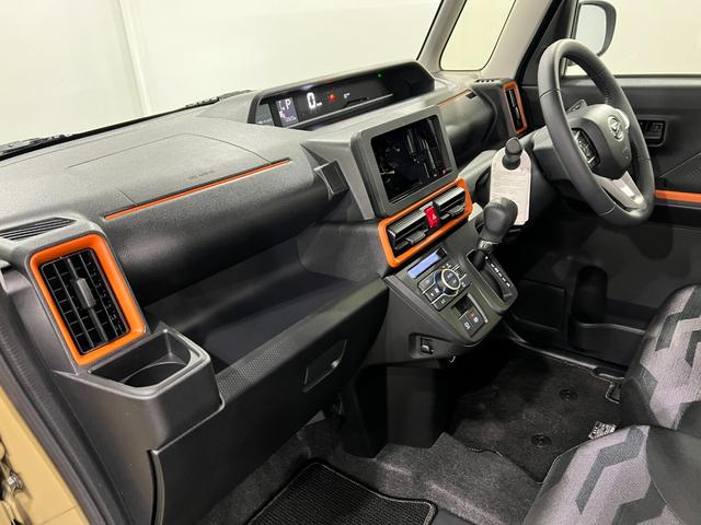 タントファンクロスターボ　走行１３９２０キロ／ＬＥＤヘッドランプ１年保証距離無制限　走行距離１３９２０キロ　純正マット　サイドエアバッグ　ＬＥＤヘッドランプ　アイドリングストップ　シートヒーター　両側電動スライドドア　オート格納式ドアミラー　電動パーキングブレーキ（埼玉県）の中古車