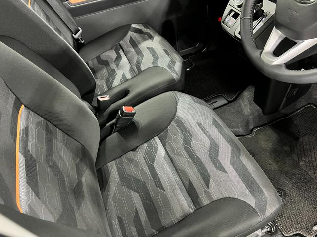 タントファンクロスターボ　走行１３９２０キロ／ＬＥＤヘッドランプ１年保証距離無制限　走行距離１３９２０キロ　純正マット　サイドエアバッグ　ＬＥＤヘッドランプ　アイドリングストップ　シートヒーター　両側電動スライドドア　オート格納式ドアミラー　電動パーキングブレーキ（埼玉県）の中古車