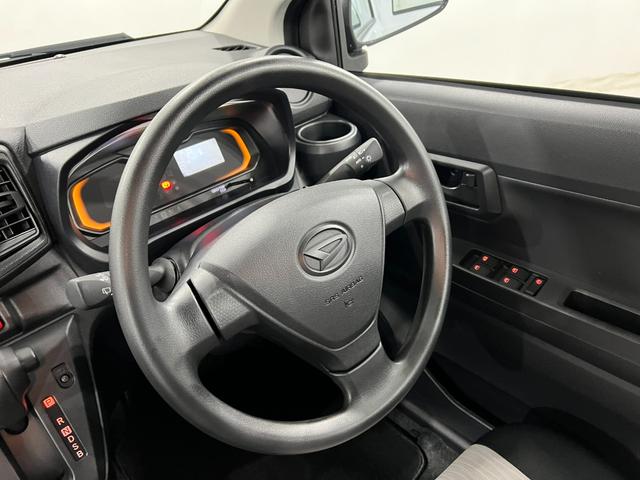 ミライースＬ　ＳＡIII　走行５３３８キロ／オートライト／マット１年保証距離無制限　走行距離５３３８キロ　フロアマット　助手席エアバッグ　クリアランスソナー　オートマチックハイビーム　オートライト　アイドリングストップ　スマートアシスト３（埼玉県）の中古車