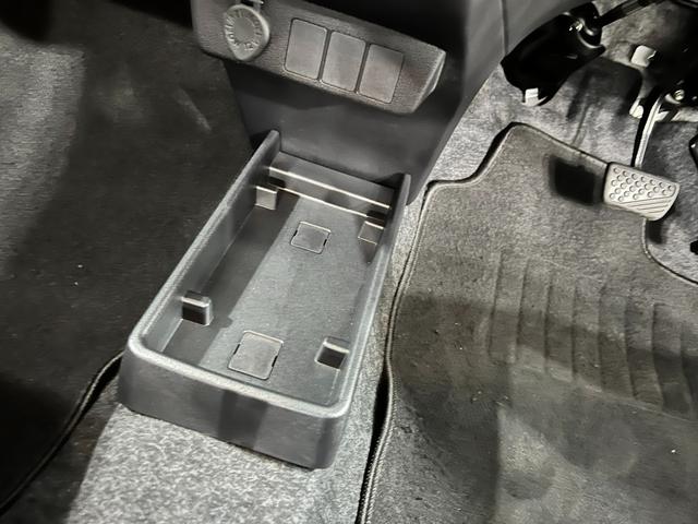 ミライースＬ　ＳＡIII　走行５３３８キロ／オートライト／マット１年保証距離無制限　走行距離５３３８キロ　フロアマット　助手席エアバッグ　クリアランスソナー　オートマチックハイビーム　オートライト　アイドリングストップ　スマートアシスト３（埼玉県）の中古車