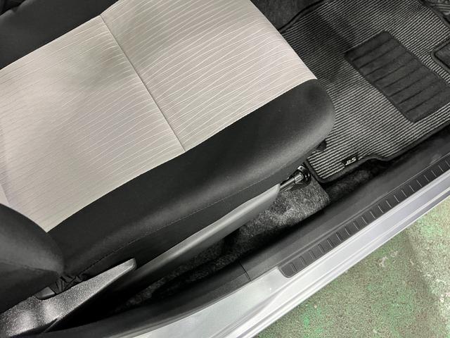 ミライースＸ　リミテッドＳＡIII　走行１００９２キロ／ナビ／ドラレコ一年保証・走行距離無制限走行１００９２キロ　フルセグナビ　ブルートゥース　バックカメラ　ドラレコ　クリアランスソナー　ＬＥＤヘッドライト　オートライト（埼玉県）の中古車