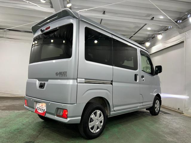 ハイゼットカーゴクルーズ　走行１７２５３キロ／純正フルセグナビ／ドラレコ１年保証距離無制限　走行距離１７２５３キロ　純正フルセグナビ　バックカメラ　ドラレコ　純正マット　クリアランスソナー　ＬＥＤヘッドランプ　アイドリングストップ　両側スライドドア（埼玉県）の中古車