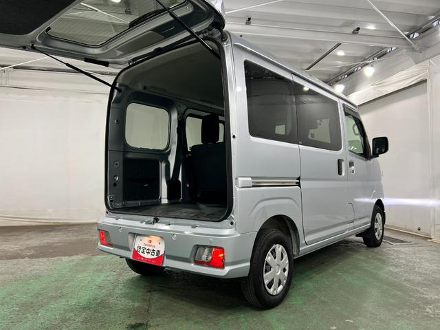 ハイゼットカーゴクルーズ　走行１７２５３キロ／純正フルセグナビ／ドラレコ１年保証距離無制限　走行距離１７２５３キロ　純正フルセグナビ　バックカメラ　ドラレコ　純正マット　クリアランスソナー　ＬＥＤヘッドランプ　アイドリングストップ　両側スライドドア（埼玉県）の中古車