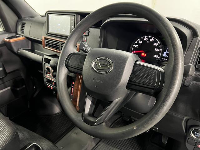 ハイゼットカーゴクルーズ　走行１７２５３キロ／純正フルセグナビ／ドラレコ１年保証距離無制限　走行距離１７２５３キロ　純正フルセグナビ　バックカメラ　ドラレコ　純正マット　クリアランスソナー　ＬＥＤヘッドランプ　アイドリングストップ　両側スライドドア（埼玉県）の中古車