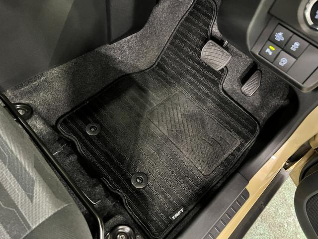 タフトＧ　クロムベンチャー　走行２６００６キロ／純正ナビ／ドラレコ１年保証距離無制限　走行距離２６００６キロ　純正フルセグナビ　バックカメラ　ドラレコ　純正マット　サイドエアバッグ　ＬＥＤヘッドランプ　アイドリングストップ　シートヒーター　両側電動スライドドア（埼玉県）の中古車