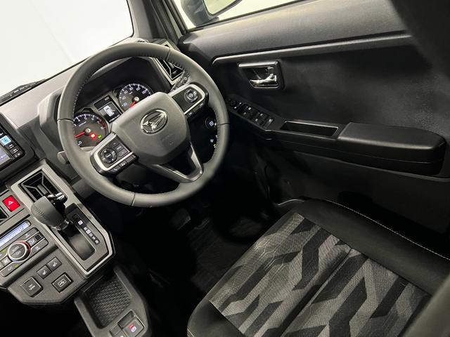 タフトＧターボ　ダーククロムベンチャー　走行１３０３１キロ／ナビ一年保証・走行距離無制限走行１３０３１キロ　フルセグナビ　ブルートゥース　バックカメラ　ドラレコ　クリアランスソナー　オートライト　ＬＥＤヘッドライト　シートヒーター（埼玉県）の中古車