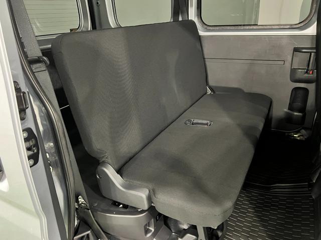 ハイゼットカーゴＤＸ　修復歴／車検整備付／走行７８４５２キロ／純正ナビ１年保証距離無制限　走行距離７８４５２キロ　純正フルセグナビ　ブルートゥース　純正マット　助手席エアバッグ　ＬＥＤヘッドランプ　アイドリングストップ　両側スライドドア　電動格納式ドアミラー（埼玉県）の中古車