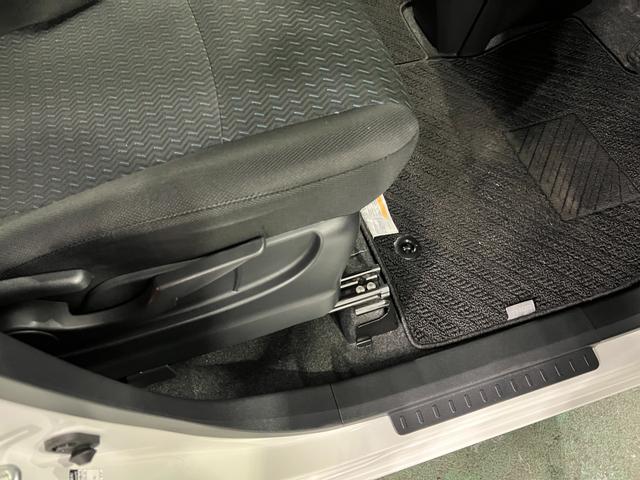 トールカスタムＧ　ターボ　走行６４６５６キロ／ＬＥＤヘッドライト一年保証・走行距離無制限　走行６４６５６キロ　クリアランスソナー　オートマチックハイビーム　オートライト　ＬＥＤヘッドライト　両側電動スライドドア（埼玉県）の中古車