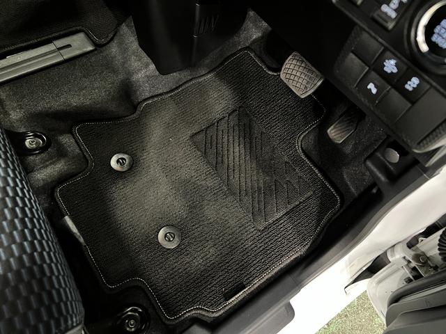 タントカスタムＲＳ　走行２４０２１キロ／ナビ／ドラレコ一年保証・走行距離無制限走行２４０２１キロ　フルセグナビ　ブルートゥース　バックカメラ　ドラレコ　クリアランスソナー　ＬＥＤヘッドライト　シートヒーター　両側電動スライドドア（埼玉県）の中古車