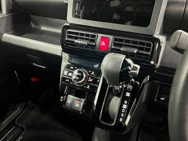 タントカスタムＲＳ　走行７９４７９キロ／クリアランスソナー一年保証・走行距離無制限　走行７９４７９キロ　サイドエアバック　クリアランスソナー　オートマチックハイビーム　オートライト　ＬＥＤヘッドライト　ベンチシート　シートヒーター　両側電動スライドドア（埼玉県）の中古車