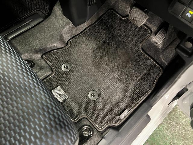 タントカスタムＲＳ　走行７９４７９キロ／クリアランスソナー一年保証・走行距離無制限　走行７９４７９キロ　サイドエアバック　クリアランスソナー　オートマチックハイビーム　オートライト　ＬＥＤヘッドライト　ベンチシート　シートヒーター　両側電動スライドドア（埼玉県）の中古車