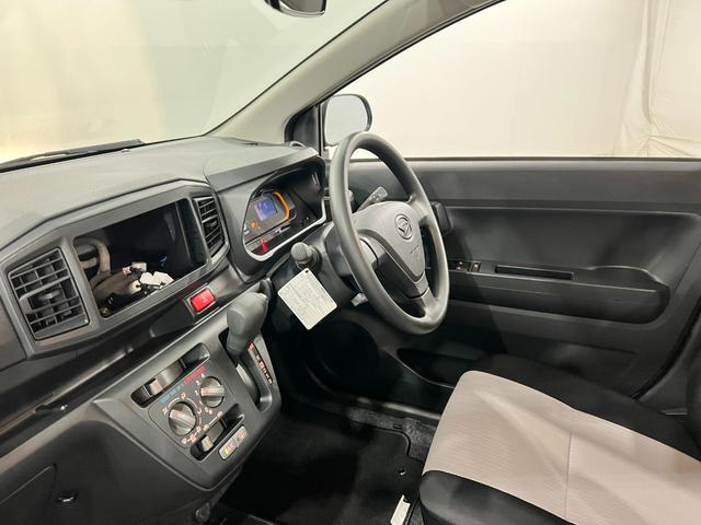 ミライースＬ　ＳＡIII　走行５２６５キロ／オートライト／マット１年保証距離無制限　走行距離５２６５キロ　フロアマット　助手席エアバッグ　クリアランスソナー　オートマチックハイビーム　オートライト　アイドリングストップ　スマートアシスト３　キーレスエントリー（埼玉県）の中古車