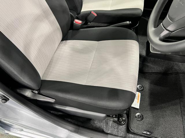 ミライースＸ　ＳＡIII　走行２８２キロ／ＬＥＤヘッドランプ／マット走行２８２キロ　純正マット　助手席エアバック　クリアランスソナー　オートマチックハイビーム　オートライト　ＬＥＤヘッドランプ　アイドリングストップ　電動格納式ドアミラー（埼玉県）の中古車