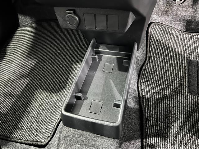 ミライースＸ　ＳＡIII　走行２８２キロ／ＬＥＤヘッドランプ／マット走行２８２キロ　純正マット　助手席エアバック　クリアランスソナー　オートマチックハイビーム　オートライト　ＬＥＤヘッドランプ　アイドリングストップ　電動格納式ドアミラー（埼玉県）の中古車