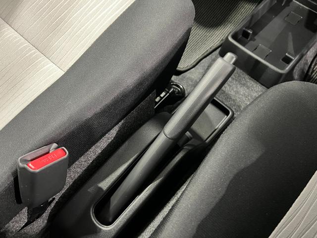 ミライースＸ　ＳＡIII　走行２８２キロ／ＬＥＤヘッドランプ／マット走行２８２キロ　純正マット　助手席エアバック　クリアランスソナー　オートマチックハイビーム　オートライト　ＬＥＤヘッドランプ　アイドリングストップ　電動格納式ドアミラー（埼玉県）の中古車