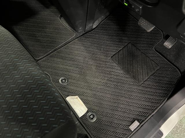 トールカスタムGターボ 走行35805キロ/ナビ/バックカメラフルセグナビ ブルートゥース バックカメラ ドラレコ ETC クリアランスソナー オートライト LEDヘッドライト 両側電動スライドドア 一年保証・走行距離無制限走行35805キロ(東京都)の中古車