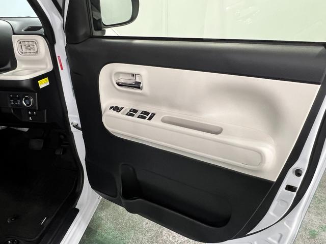 ムーヴキャンバスストライプスGターボ 走行21450キロ/フルセグナビ1年保証距離無制限 走行距離21450キロ フルセグナビ バックカメラ ブルートゥース 純正マット サイドエアバッグ LEDヘッドランプ アイドリングストップ シートヒーター 両側電動スライドドア(埼玉県)の中古車