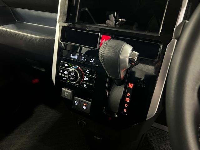 トールカスタムG ターボ 走行26367キロ/LEDヘッドランプ1年保証距離無制限 走行距離26367キロ 純正マット オートライト LEDヘッドランプ アイドリングストップ 両側電動スライドドア オート格納式ドアミラー キーフリー 電動パーキングブレーキ(埼玉県)の中古車