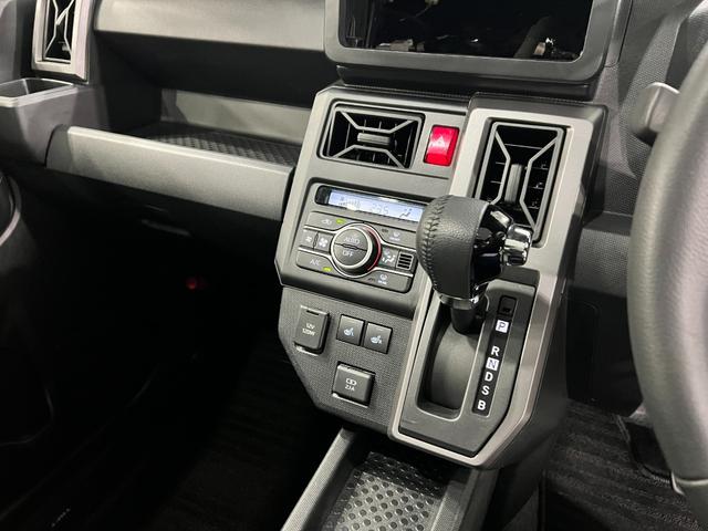 タフトＧターボ　クロムベンチャー　走行４０６７２キロ／純正マット１年保証距離無制限　走行距離４０６７２キロ　純正マット　サイドエアバッグ　ＬＥＤヘッドランプ　アイドリングストップ　シートヒーター　オート格納式ドアミラー　電動パーキングブレーキ　キーフリー（埼玉県）の中古車