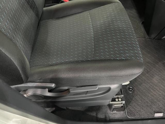 トールカスタムG ターボ 走行17321キロ/クリアランスソナー一年保証・走行距離無制限走行17321キロ 助手席エアバック 純正カーペットマット クリアランスソナー オートライト LEDヘッドライト アイドリングストップ(埼玉県)の中古車