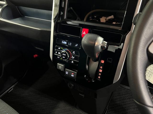 トールカスタムＧ　ターボ　走行５２３４１キロ／クリアランスソナー一年保証・走行距離無制限　走行５２３４１キロ　サイドエアバック　クリアランスソナー　オートマチックハイビーム　オートライト　ＬＥＤヘッドライト　両側電動スライドドア（埼玉県）の中古車
