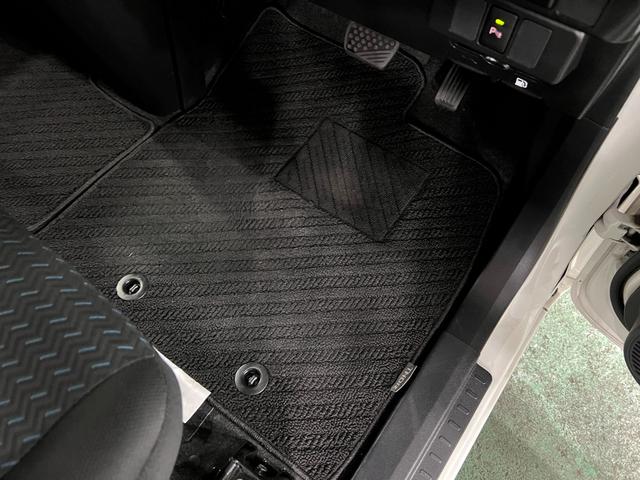 トールカスタムＧ　ターボ　走行５２３４１キロ／クリアランスソナー一年保証・走行距離無制限　走行５２３４１キロ　サイドエアバック　クリアランスソナー　オートマチックハイビーム　オートライト　ＬＥＤヘッドライト　両側電動スライドドア（埼玉県）の中古車