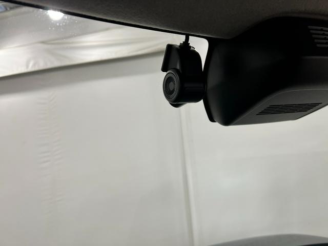 タントファンクロスターボ　走行８０３１キロ／バックカメラ／ドラレコ１年保証距離無制限　走行距離８０３１キロ　ディスプレイオーディオ　バックカメラ　ドラレコ　純正マット　サイドエアバッグ　ＬＥＤヘッドランプ　アイドリングストップ　シートヒーター　両側電動スライドドア（埼玉県）の中古車