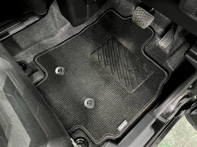 タントファンクロスターボ　走行８０３１キロ／バックカメラ／ドラレコ１年保証距離無制限　走行距離８０３１キロ　ディスプレイオーディオ　バックカメラ　ドラレコ　純正マット　サイドエアバッグ　ＬＥＤヘッドランプ　アイドリングストップ　シートヒーター　両側電動スライドドア（埼玉県）の中古車