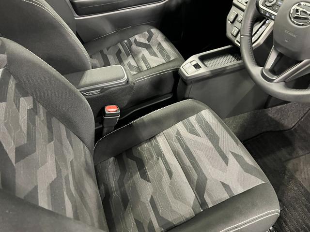 タフトＧターボ　クロムベンチャー　走行１７４３６キロ／ドラレコ１年保証距離無制限　走行距離１７４３６キロ　ディスプレイオーディオ　パノラマモニター　ドラレコ　純正マット　サイドエアバッグ　アイドリングストップ　シートヒーター　オート格納式ドアミラー（埼玉県）の中古車