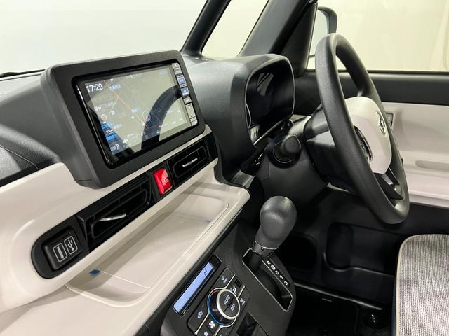 ムーヴキャンバスストライプスＧ　走行５５７１キロ／純正ナビ／ドラレコ１年保証距離無制限　走行距離５５７１キロ　純正フルセグナビ　パノラマモニター　ドラレコ　純正マット　サイドエアバッグ　ＬＥＤヘッドランプ　アイドリングストップ　シートヒーター　両側電動スライドドア（埼玉県）の中古車