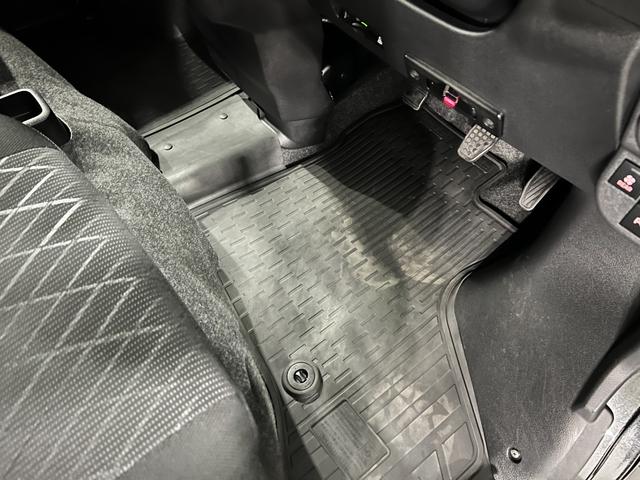 アトレーＲＳ　走行３５３３７キロ／４ＷＤ／ナビ／ドラレコ／ＥＴＣ一年保証・走行距離無制限走行３５３３７キロ　フルセグナビ　ブルートゥース　バックカメラ　ドラレコ　クリアランスソナー　ＬＥＤヘッドライト　オートライト　両側電動スライドドア（埼玉県）の中古車