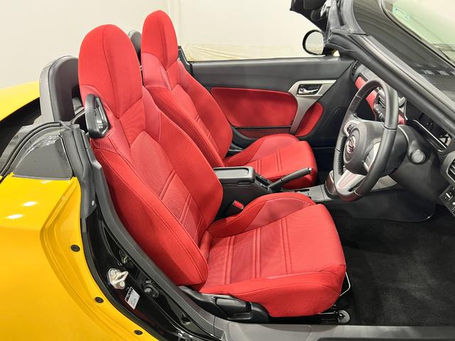 コペンローブ　走行３９８２キロ／ＨＫＳマフラー／ＬＥＤヘッドランプ１年保証距離無制限　走行距離３９８２キロ　助手席エアバッグ　クリアランスソナー　ＬＥＤヘッドランプ　シートヒーター　アイドリングストップ（埼玉県）の中古車