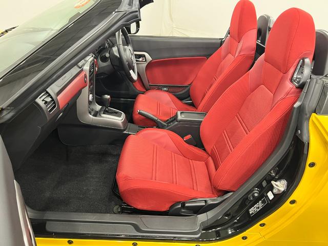 コペンローブ　走行３９８２キロ／ＨＫＳマフラー／ＬＥＤヘッドランプ１年保証距離無制限　走行距離３９８２キロ　助手席エアバッグ　クリアランスソナー　ＬＥＤヘッドランプ　シートヒーター　アイドリングストップ（埼玉県）の中古車