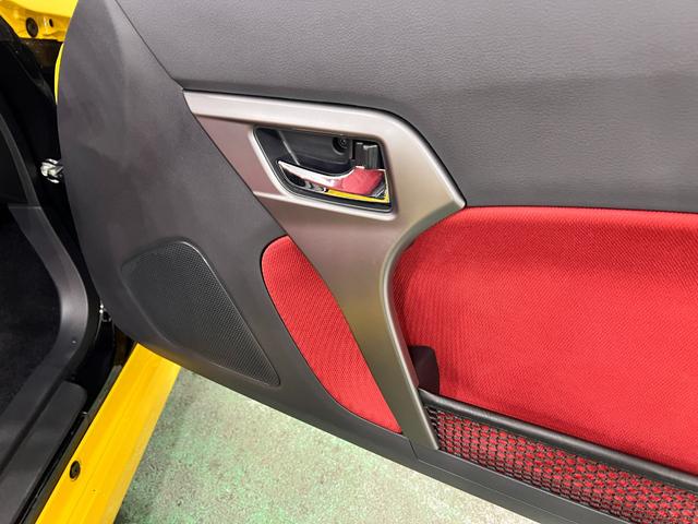 コペンローブ　走行３９８２キロ／ＨＫＳマフラー／ＬＥＤヘッドランプ１年保証距離無制限　走行距離３９８２キロ　助手席エアバッグ　クリアランスソナー　ＬＥＤヘッドランプ　シートヒーター　アイドリングストップ（埼玉県）の中古車