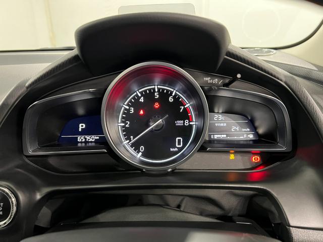MAZDA215S Lパッケージ 走行65750キロ/全周囲カメラ1年保証距離無制限 走行距離65750キロ 全周囲カメラ ブルートゥース 純正マット サイドエアバッグ クリアランスソナー アイドリングストップ 電動格納式ドアミラー(埼玉県)の中古車