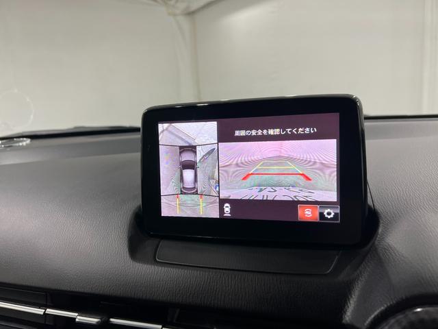 MAZDA215S Lパッケージ 走行65750キロ/全周囲カメラ1年保証距離無制限 走行距離65750キロ 全周囲カメラ ブルートゥース 純正マット サイドエアバッグ クリアランスソナー アイドリングストップ 電動格納式ドアミラー(埼玉県)の中古車