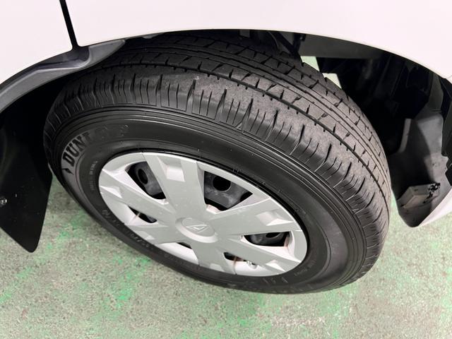 ハイゼットカーゴクルーズ　走行８２４０７キロ／ナビ／ＥＴＣ一年保証・走行距離無制限走行８２４０７キロ　フルセグナビ　ブルートゥース　クリアランスソナー　オートライト　アイドリングストップ（埼玉県）の中古車