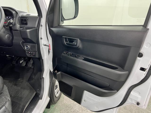 ハイゼットカーゴクルーズ　走行８２４０７キロ／ナビ／ＥＴＣ一年保証・走行距離無制限走行８２４０７キロ　フルセグナビ　ブルートゥース　クリアランスソナー　オートライト　アイドリングストップ（埼玉県）の中古車